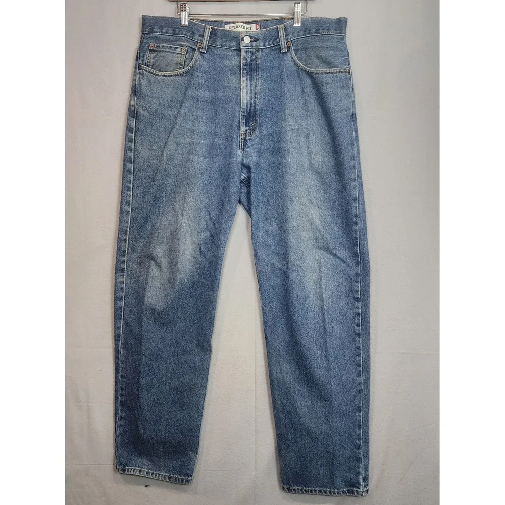 Levis levi 550